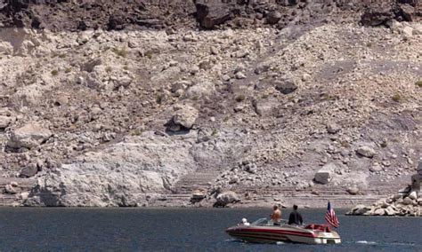 Drought Starved Lake Mead Reveals A Decades Old Barrel With A Body