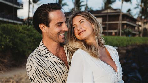 Southern Charm Alum Ashley Jacobs Reveals Shes Pregnant And Married