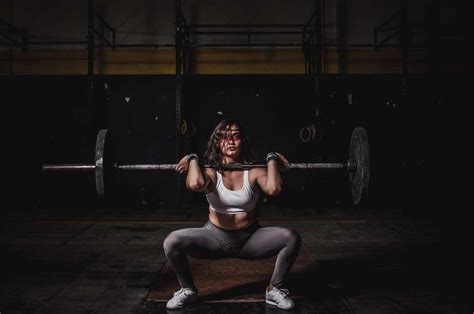 a few myths about women s weight training corpus aesthetics