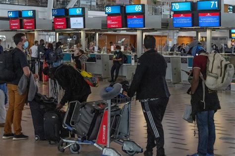 La Oms Critica Las Restricciones De Viaje Por La Variante Omicrón Y Pide Apoyo Para África El