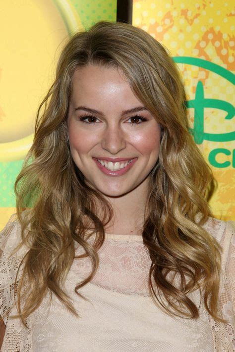 Bridgit Mendler Wavy Ash Blonde Hairstyle Bridgit Mendler Blonde Hair