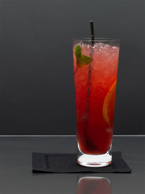 This article reviews the evidence. 10 Best Low-Calorie Cocktails | Glamour
