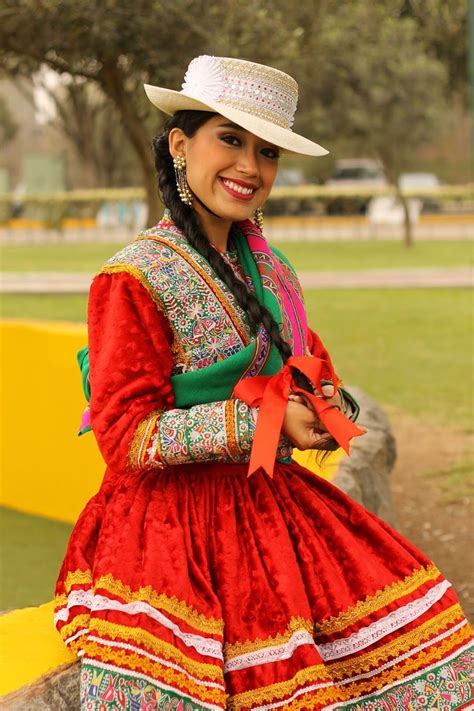 Img Traditional Peruvian Dress Traditional Dresses Gaucho Peruvian Women America Dress