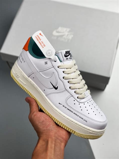 Nike Air Force 1 07 Le Whitesailstarfish For Sale Sneaker Hello