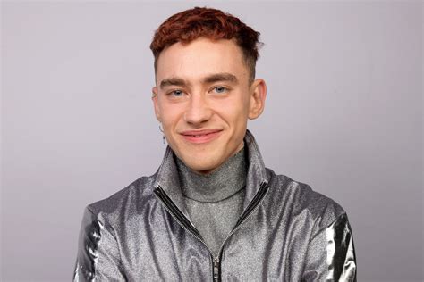 Es miembro de la banda years. Το άστρο του Olly Alexander θα λάμψει το 2021 | Oneman.gr