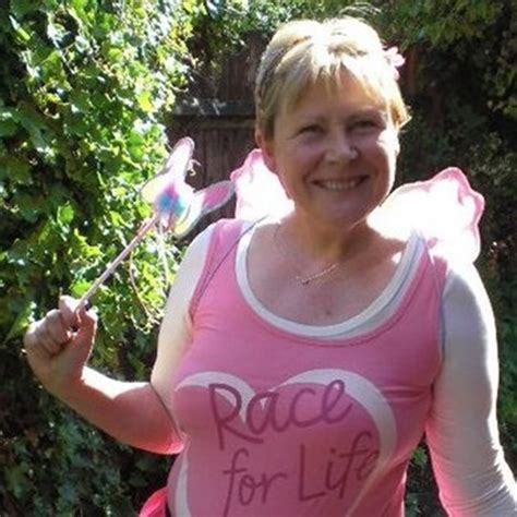 Jennifer Allen Is Fundraising For Cancer Research Uk