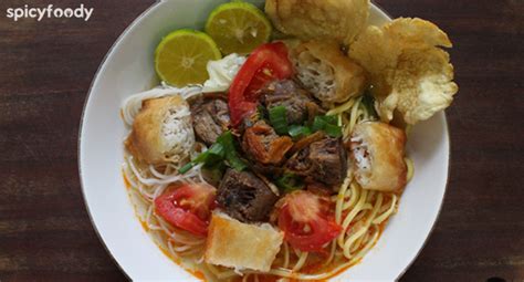 Cara membuat resep mie soto bogor kuliner khas bogor ini enak di nikmati kapan saja. Resep Risol Soto Mie / spicyfoody - Indonesian Sisters who ...