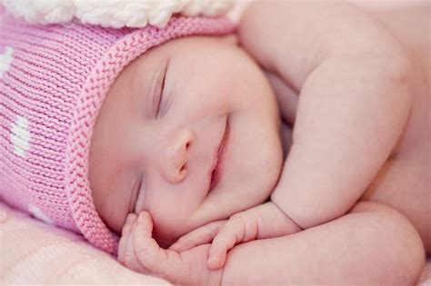 New Born Baby Wallpapers Wallpaper Cave
