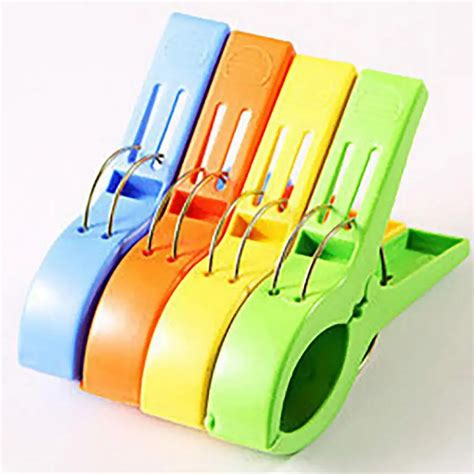 4pcs powerful laundry clips large windproof clip cotton quilt clothing plastic clothespin