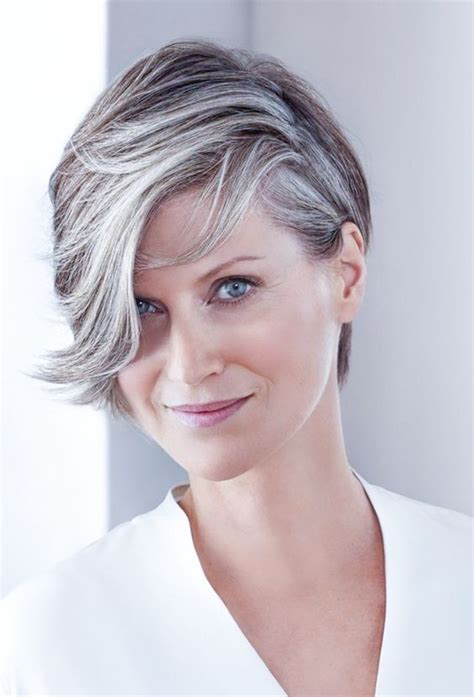 Natural Short Grey Hair Wigs For Women Over 40 Uk