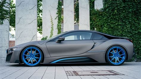 Bmw I8 Wrapped In Matte Gray Gets One Off Photo Session Bmwcoop Bmw