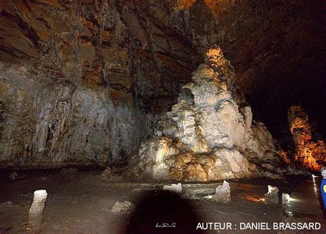 grottes de cacahuamilpa au coeur de majestueuses cavernes