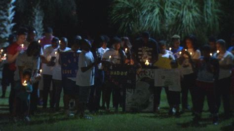 Vigil held for New Port Richey shooting victim | FOX 13 Tampa Bay