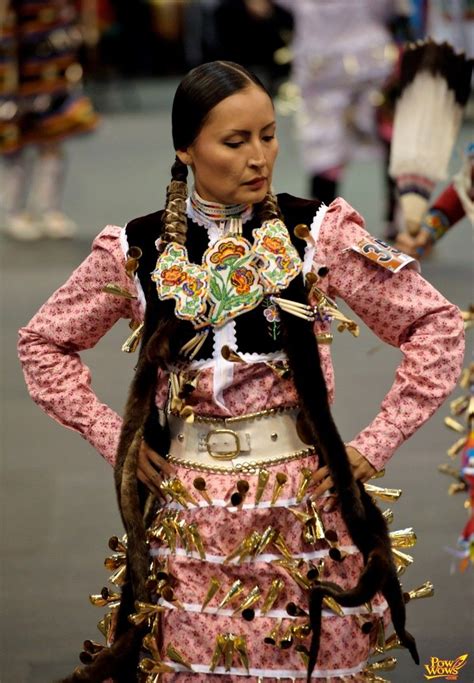 World Champion Old Style Jingler Leah Omeasoo Native American Girls Native American Women