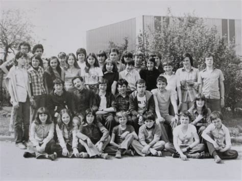 Photo de classe 4èmè 3 de 1977, Collège Jean De La Fontaine  Copains d
