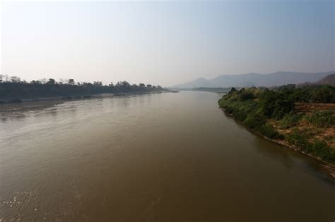 An Iconic River In Conflict A Photo Journey Along The Salween River
