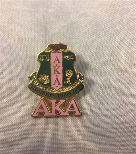 Alpha Kappa Alpha Aka Sorority Crest With 3 Greek Letter Lapel Pin