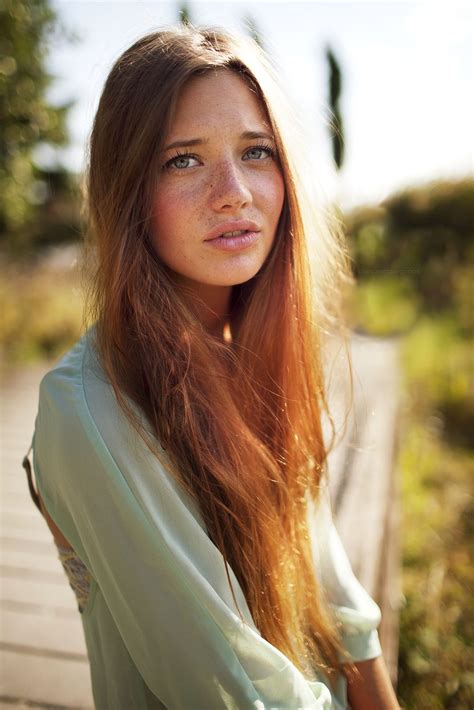 Lindsay Hansen Via Mike Monaghan Long Auburn Hair Long Red Hair Girls