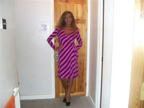 nightnurse7 56 from cardiff is a mature woman looking for a sex date