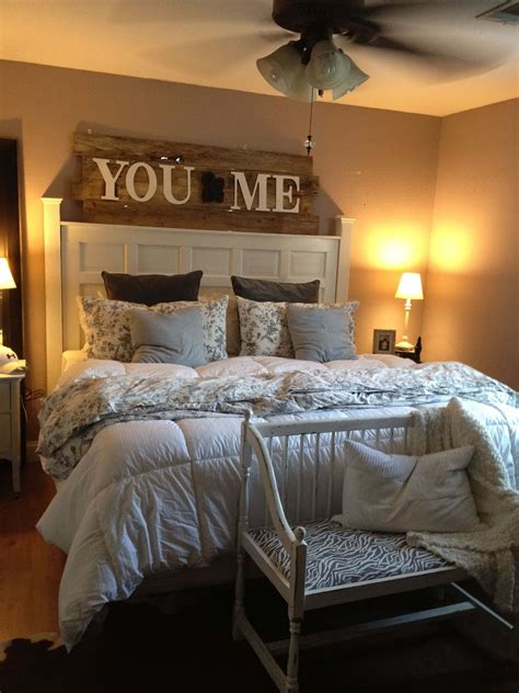 10 Bedroom Wall Decor Ideas Above Bed