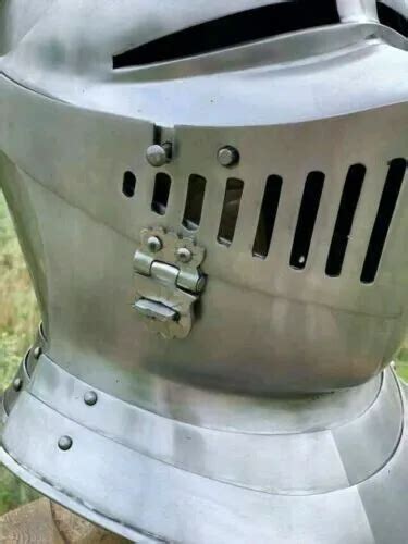 New Medieval Antique Knight Armor Closed Warrior Helmet Replica 23000