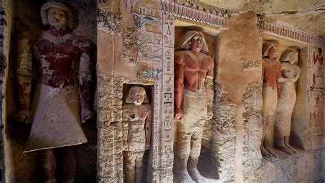 archaeologists find a 4 400 year old egyptian tomb in saqqara — quartz