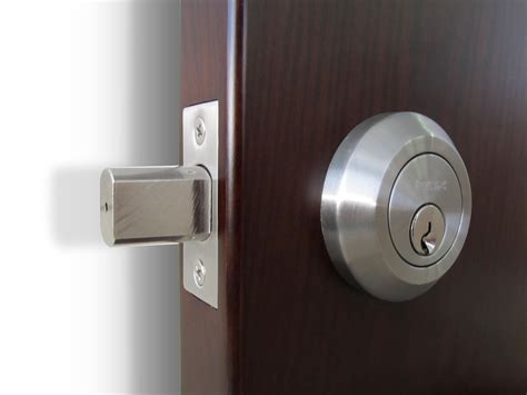 What Is A Deadbolt And How Does It Work