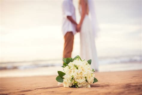 If you are traveling to anna maria island i recommend that you reach out to the folks that manage tradewinds, toruga inn, seaside beach resort or tropic isle beach resort. Anna Maria Island Beach Weddings | Beach Wedding Packages ...