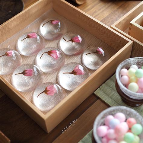 🌱 Have A Taste Of Spring With This Mizu Shingen Mochi Or Raindrop