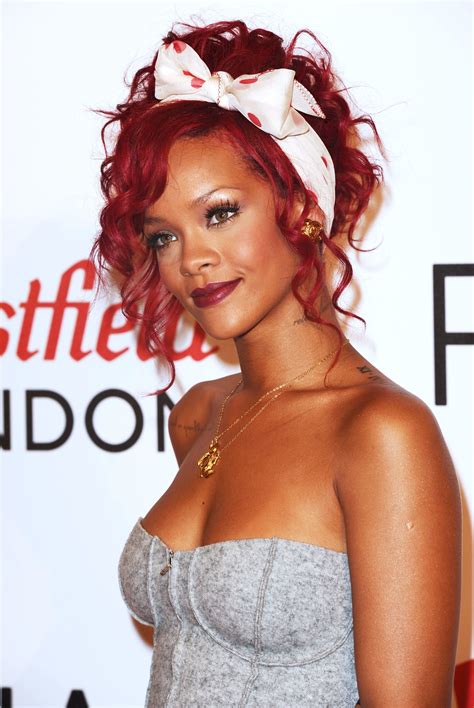 8 Iconic Times Rihannas Hair Was The Complete Definition