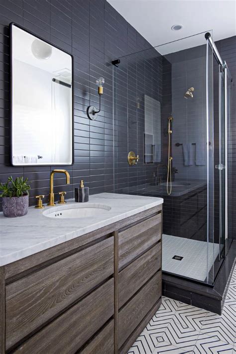 The white colors make the room seems brighter and bigger. 37+ Cool small bathroom designs ideas for Your Home 2021 ...