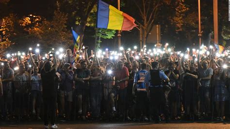 Romania Protests Thousands Rally Against Government For Second Night Cnn