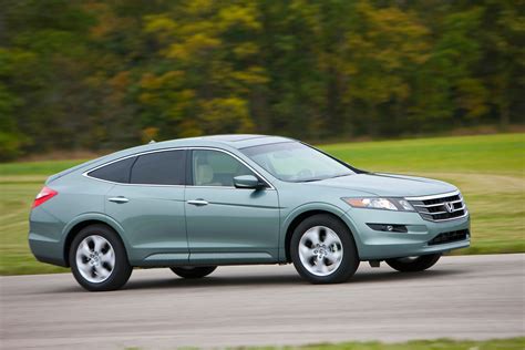 What will be your next ride? 2010 Honda Accord Crosstour EX-L AWD Review - Autosavant ...