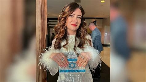 Dus Iz Nies Rare View Fox News Journalist Kassy Dillon Converts To Judaism