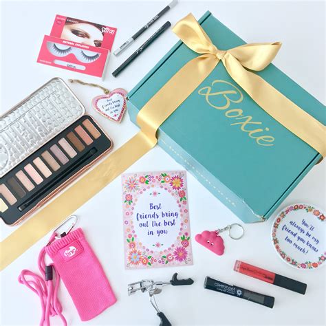 Gift a curlbox subscription, $25/month. Little Known Box - Winter Refresh | Beauty subscription ...