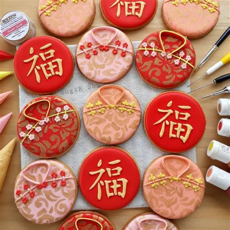 Check out these lovely cakes and cookies. Pin by Rowella Asuncion on Wedding | Chinese new year cookies, New years cookies, Chinese new ...