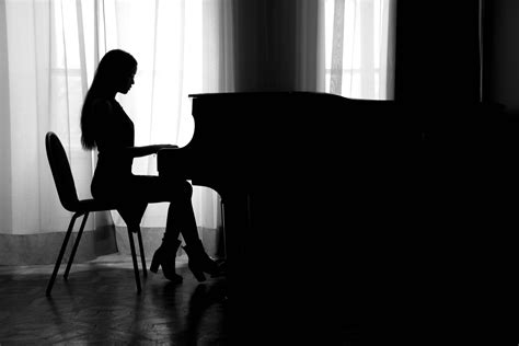 Wallpaper Id 986135 Pianist Piano Girl Music 5k Free Download