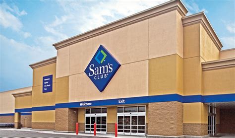 As it turns out, sam's actually has their own sam's club discover card that can be used not only at their warehouse clubs, but also at other locations that accepts discover. Sam's Club Credit Card Payment - Login - Address - Customer Service