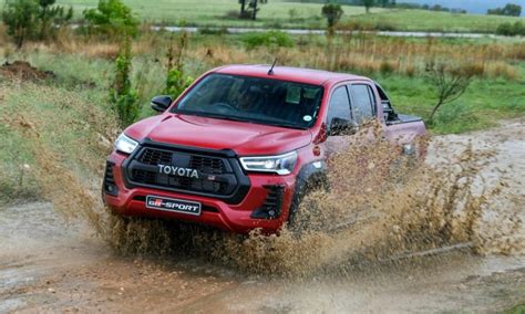 Toyota Hilux Gr S 28 Gd 6 4x4 Automatic Review Into The Wild Part 2