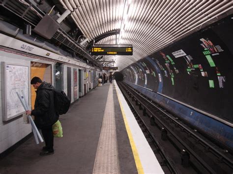 Old Street Tube Station Northbound © Oxyman Geograph Britain And