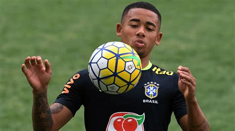Rising star of the brazilian soccer. Gabriel Jesus: Can striker save Manchester City's season ...