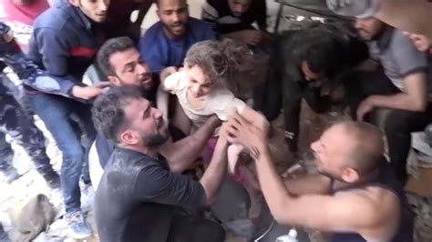 6 Year Old Airstrike Survivor Pulled From Rubble Cnn Video