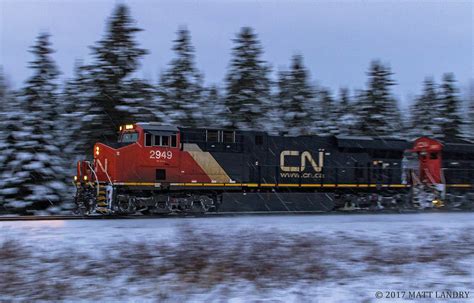 Panning Through The Snow Cn 2949 Leads Westbound Train 406 Flickr
