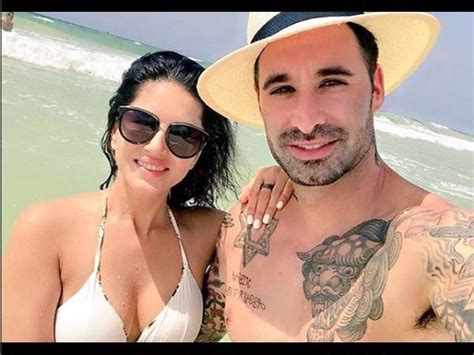 Bikini Diaries Sunny Leone Holidays In Mexico With Daniel Weber