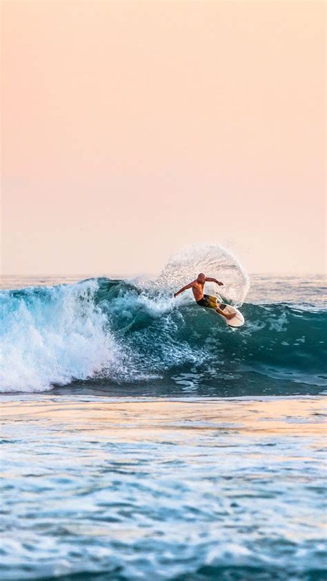 28 Iphone Wallpapers For Ocean Lovers Surfing Wallpaper Waves