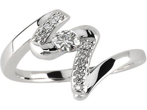 We did not find results for: unique engagement ring designs