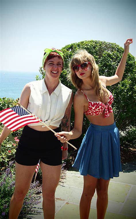Photos From Taylor Swifts Best 4th Of July Looks