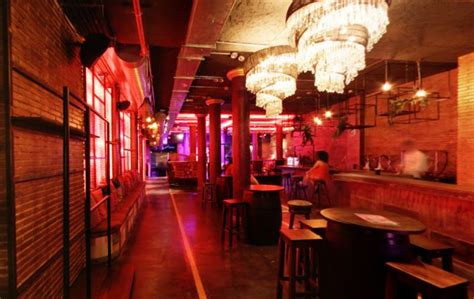 The Best Barcelona Strip Club S Guide Striptease Lapdance Poledance Barcelona Night Clubs