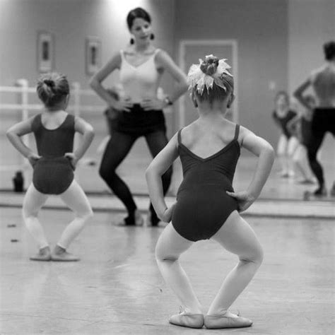 Warm Up Games For Students In A Creative Movement Dance Class Dance