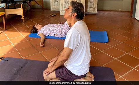 Neena Gupta And Vivek Mehra Do Sleeping And Sneezing Count As Yoga See Daughter Masabas